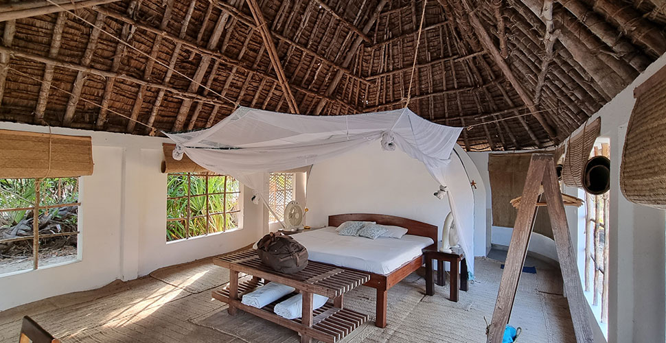 Emayani Beach Lodge / Pangani 2