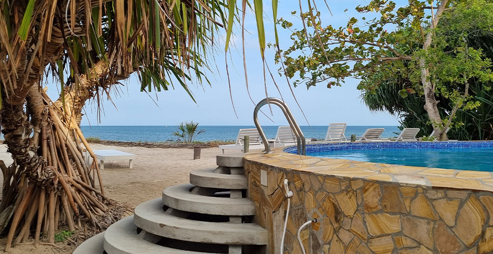 Emayani Beach Lodge / Pangani 14