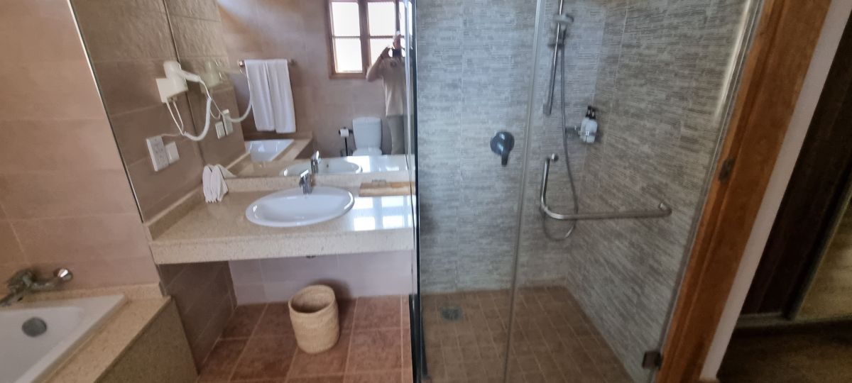 Kahawa House / Arusha 11