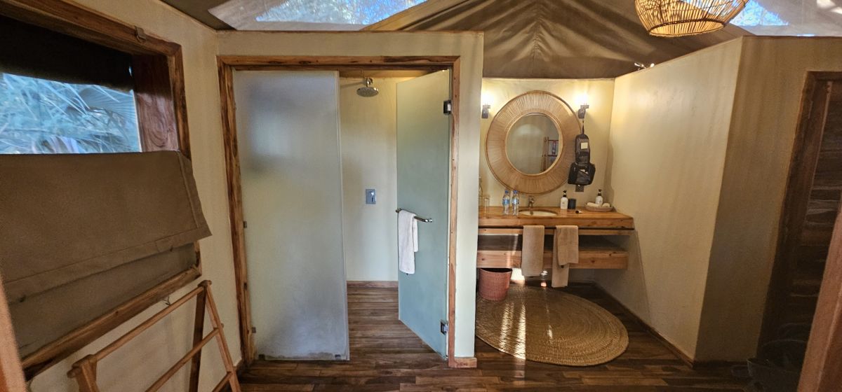 Kisima Ngeda Camp / Lake Eyasi 10