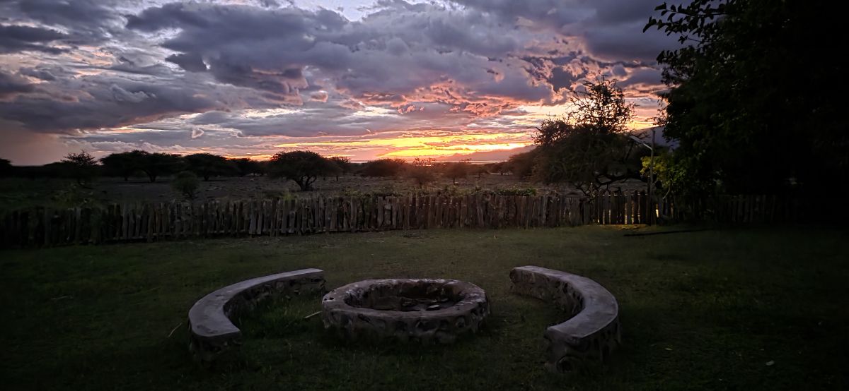 Maasai Giraffe Eco Lodge / Lake Natron 15