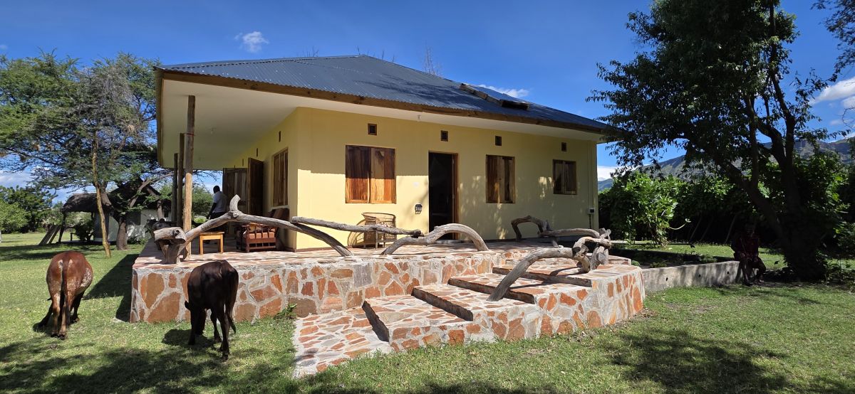 Maasai Giraffe Eco Lodge / Lake Natron 19