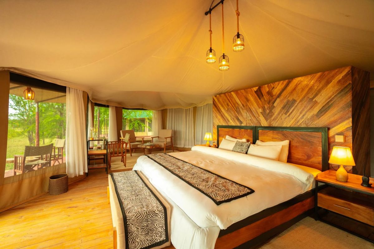 Moyo Tented Camp / Serengeti 8