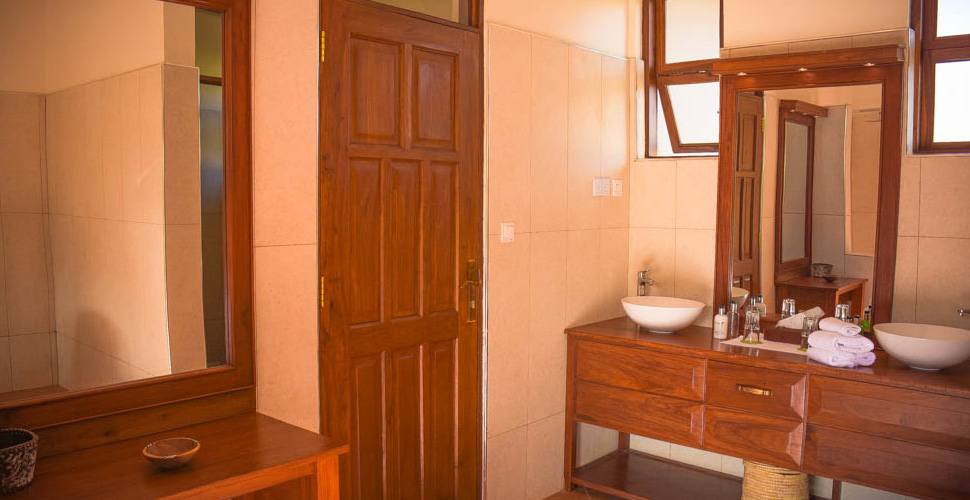 Ngorongoro Coffee Lodge / Karatu 12