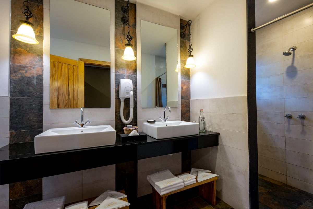 Ngorongoro Lions Paw Camp 12