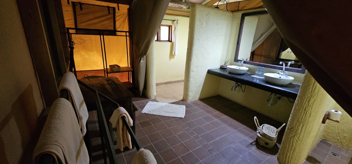 Sangaiwe Tented Lodge 16