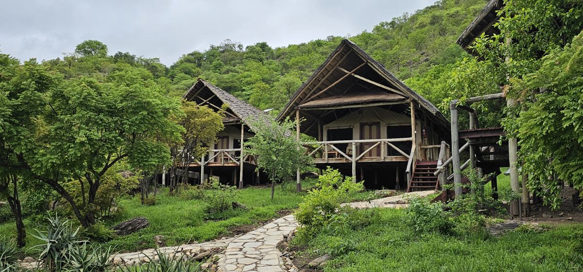 Sangaiwe Tented Lodge 19