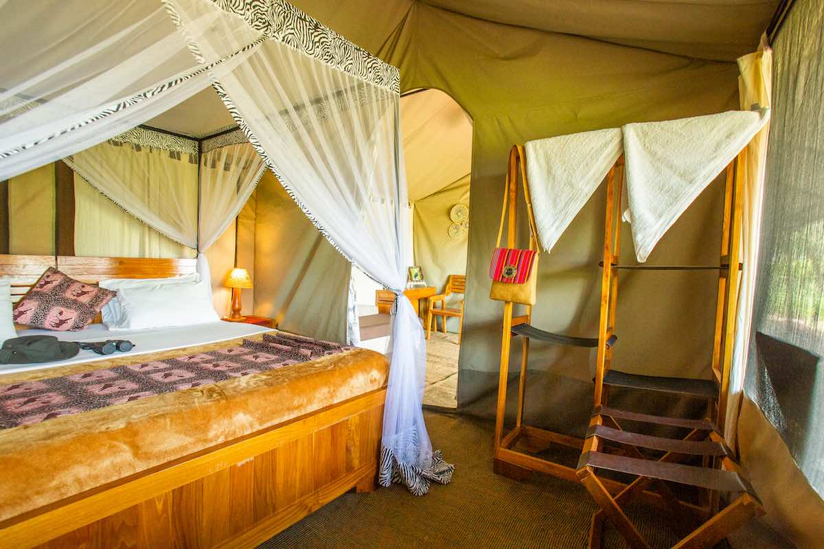 Tukaone Tented Camp / Serengeti 10