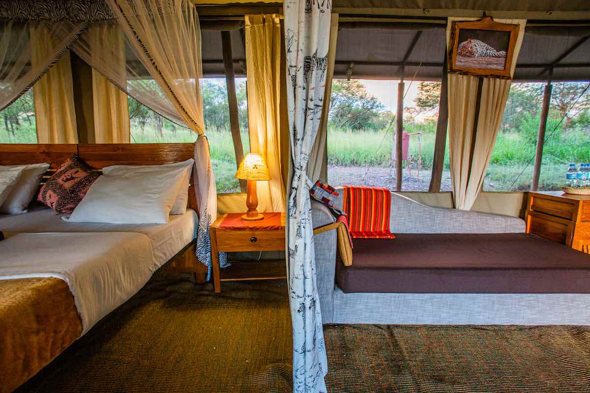 Tukaone Tented Camp / Serengeti 17