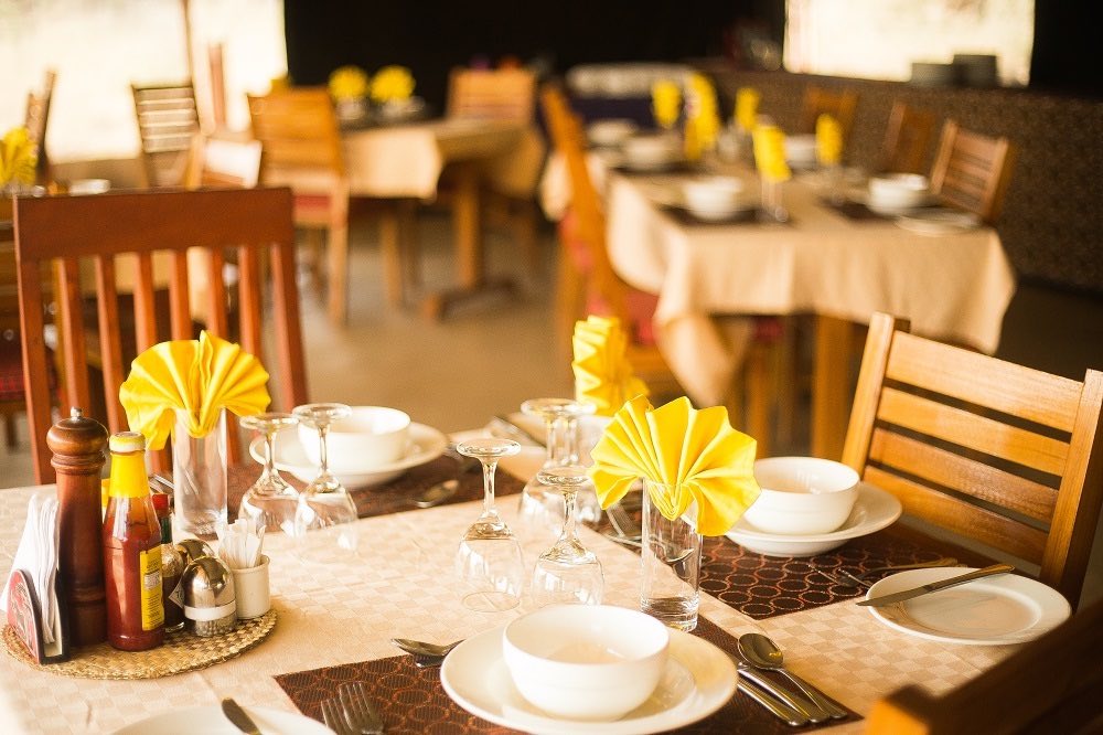 Tukaone Tented Camp / Serengeti 14