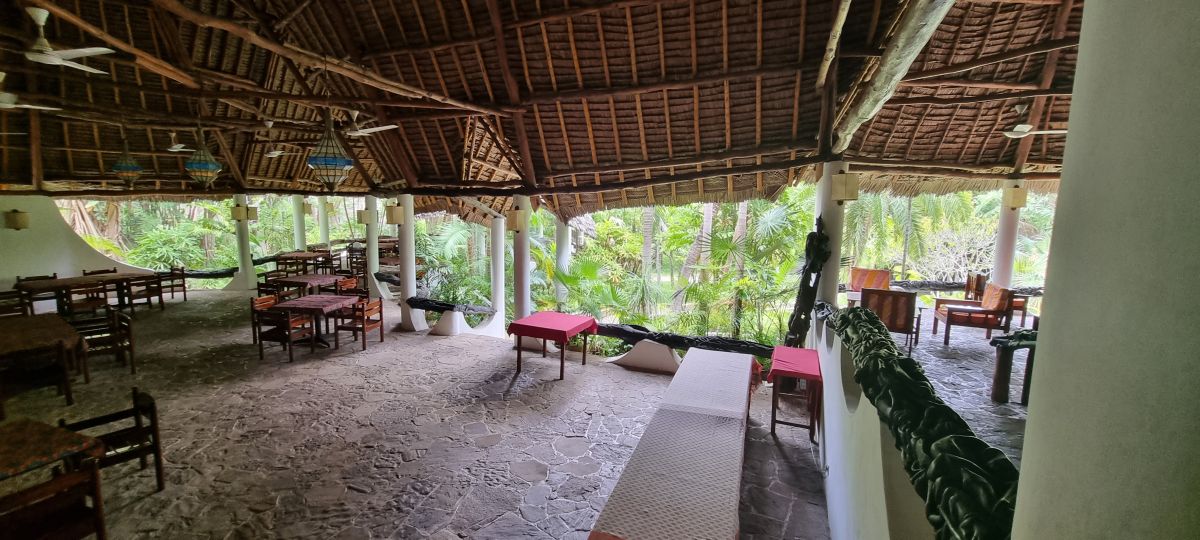 Travellers Lodge / Bagamoyo 21